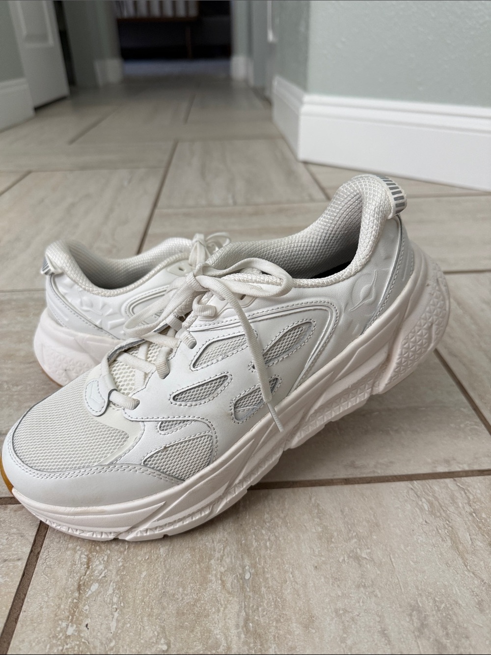 HOKA Clifton L Athletics Sneakers